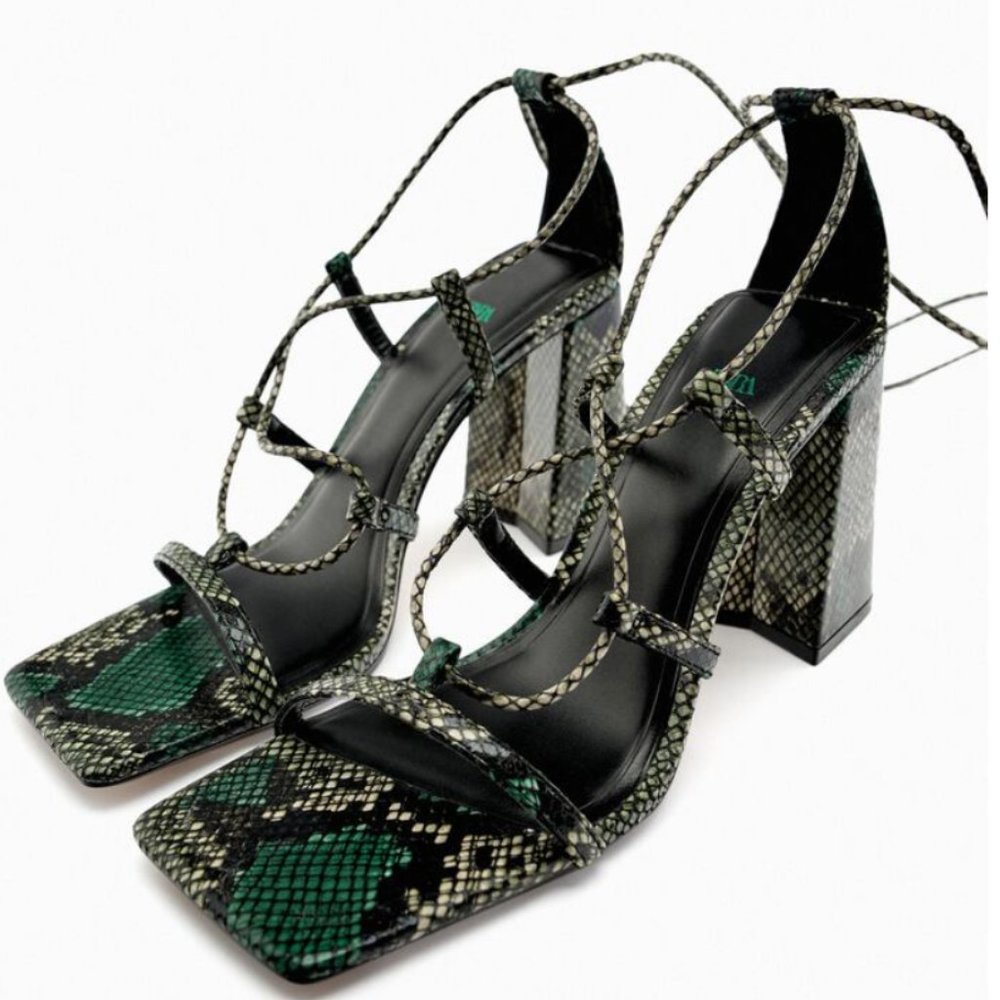 Zara Chunky Lace Up Block Heel Sandals 1340/010